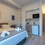 Le Voyageur By The Sea - Furnished * Larnaca