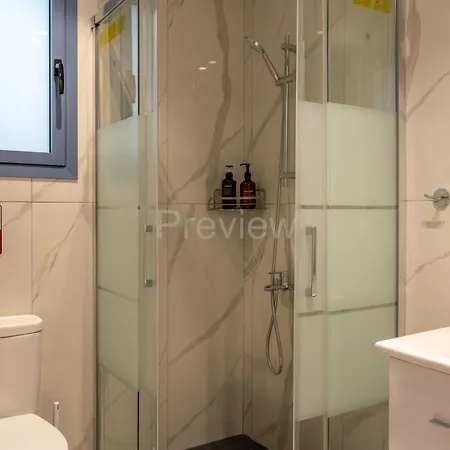 Le Voyageur By The Sea - Furnished ラルナカ